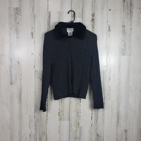 Plaza south gray, black wool blend sweater MP - Picture 12 of 12